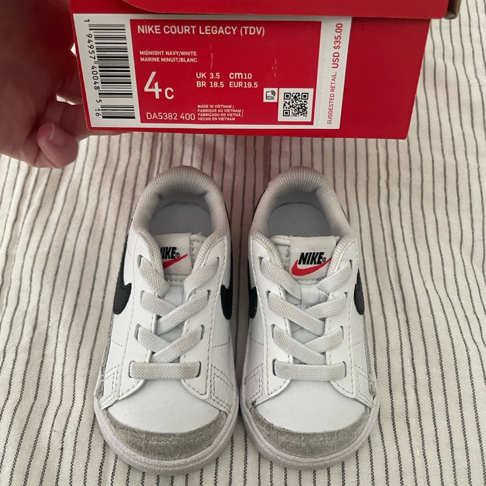 Nike toddler sneakers worn just once